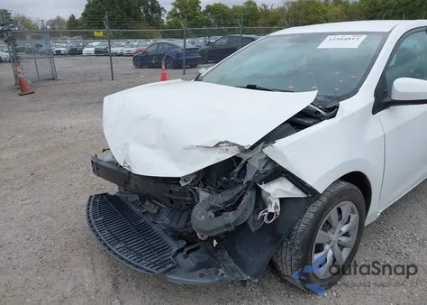 2014 Toyota Corolla Le z USA, uszkodzony, nr VIN 5YFBURHE0EP068362